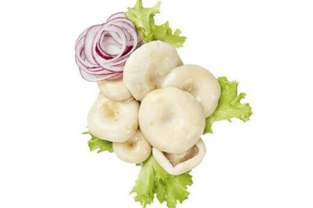 Грузди со сметаной