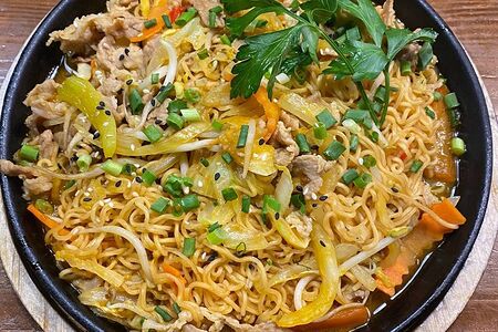 Ми Том Сао (яичная лапша)