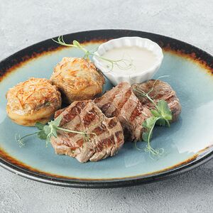 Медальоны из телятины 