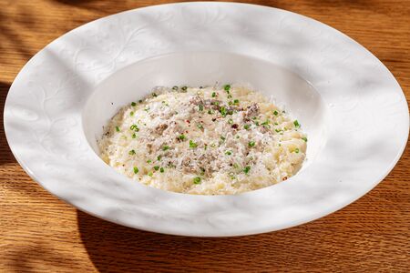 Орзо с томлёной говядиной