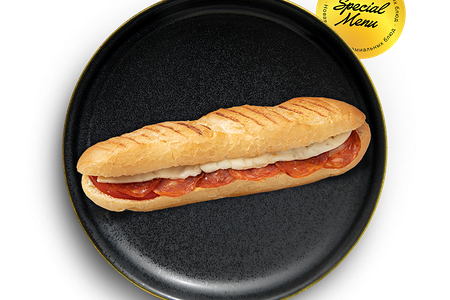 Гриль-багет с цыпленком и чоризо