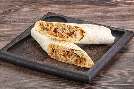 Шаурма в обычном лаваше