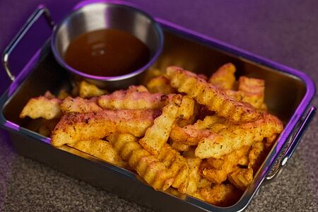 Картофель фри с паприкой