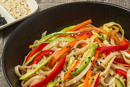 Удон с овощами Xxl