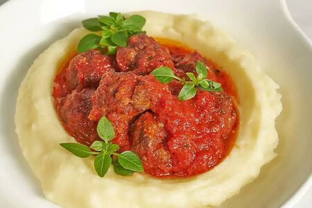 Тефтельки в томатном соусе