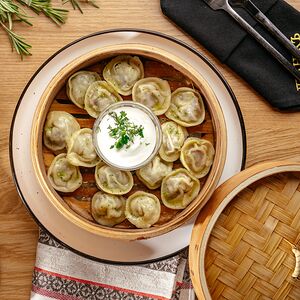 Пельмени с начинкой из рубленного мяса 