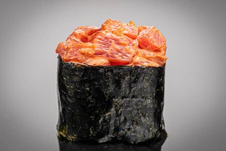 Гункан тунец