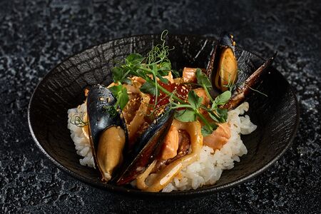 Поке Том-Ям Luxury