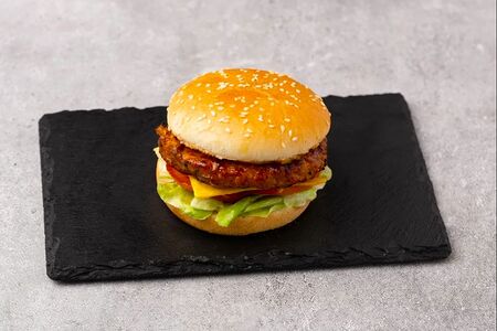 Чизбургер с телятиной 