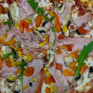 Пицца Капричоза