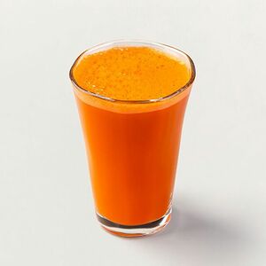 Морковный свежевыжатый сок