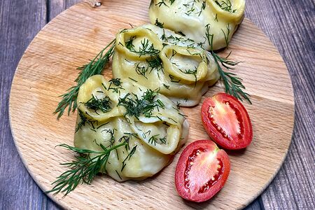 Манты с рубленой говядиной