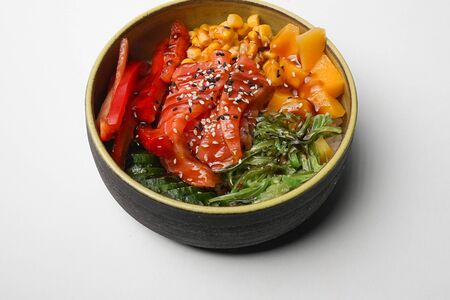 Боул с лососем унаги