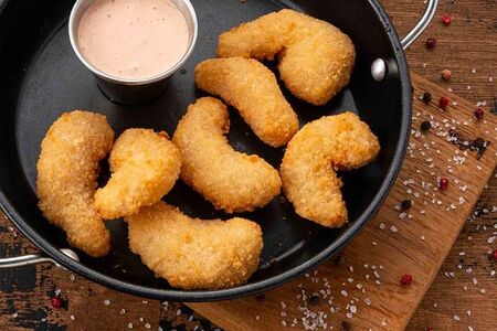 Тигровые креветки, жаренные в сухарях