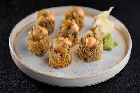 Хрустящий ролл с гребешком