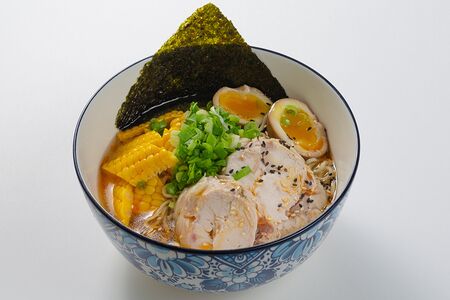 Рамен с цыпленком