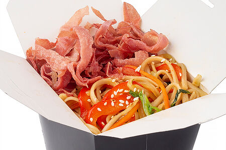 Удон с беконом