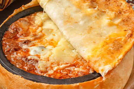 Харчо по-мегрельски с говядиной и картофельном пюре