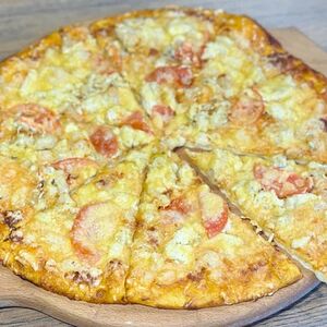 Пицца четыре сыра