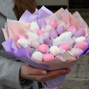 Букет из клубники в шоколаде Весеннее очарование