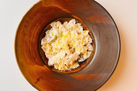 Паста с цыпленком и грибочками 