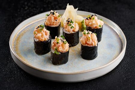 Тартар-ролл с креветкой