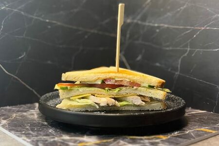 Сендвич с курицей