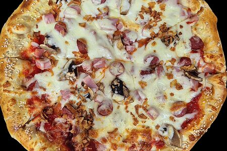 Пицца Фирменная с сырным бортиком