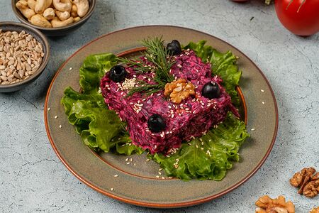 Тёплый салат Свекольник