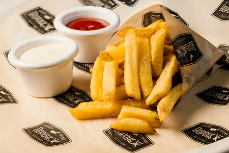 Картофель фри с трюфельным маслом