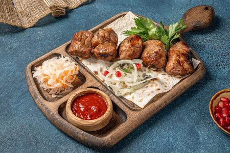 Хоровац из cвинoй шеи