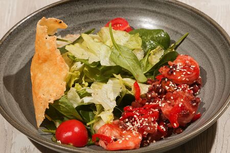 Салат с морепродуктами