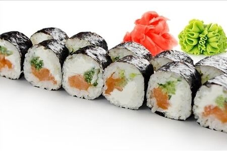 Сяке Футомаки