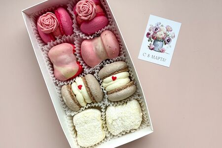 Ассорти макарон на 8 Марта, S