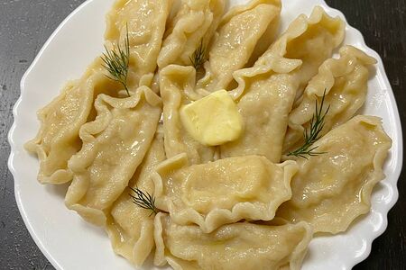 Вареники домашние с картошкой и жареным луком 