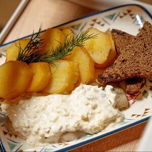 Селедка по-польски с картфелем