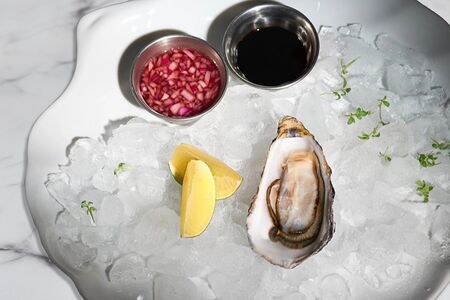 Устрица Миротцу