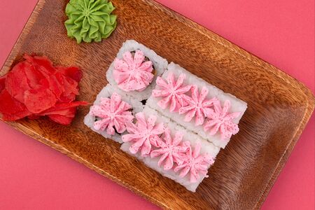 Ролл Лава с окунем фри