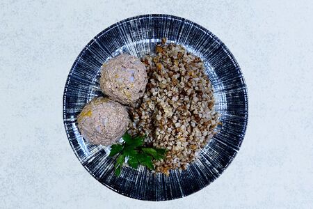 Тефтели мясные паровые с гречей