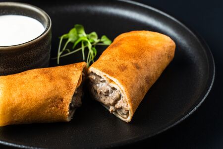 Блин с куриным жюльеном 