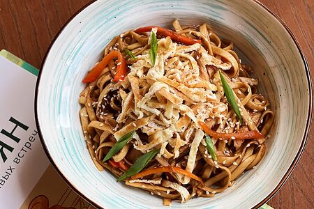 Лапша wok с курицей