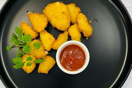 Наггетсы куриные с кетчупом