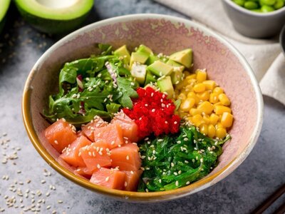 Поке со слабосоленым лососем