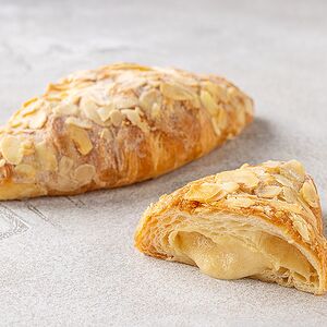 Миндальный круассан