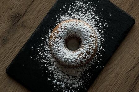 Пончик с сахаром