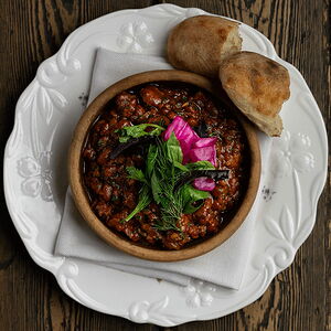 Лобио с гурийской капустой