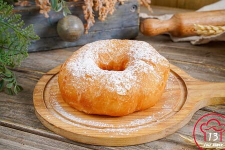 Пончик с сахарной пудрой