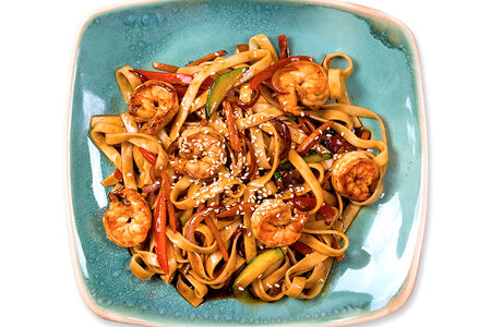 Вок с креветкой