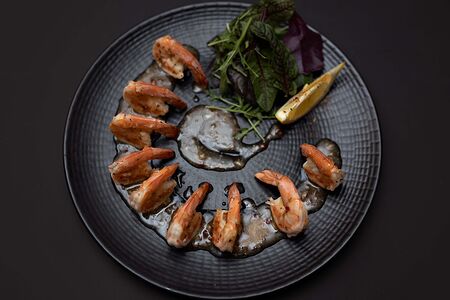 Креветки в кисло-сладком соусе