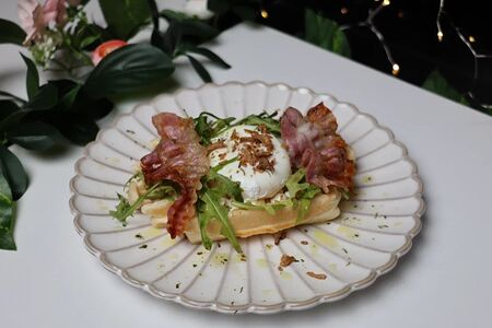 Вафли бенедикт